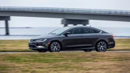 Chrysler 200C (2015) - lewy bok