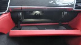 Porsche Panamera Facelifting 3.0 420KM - galeria redakcyjna - schowek przedni otwarty