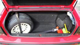 Audi Quattro 2.1 20V Turbo 306KM - galeria redakcyjna - bagażnik, akcesoria