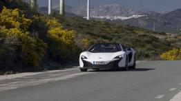 McLaren 650S Spider (2014) - widok z przodu
