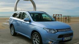Mitsubishi Outlander III PHEV - galeria redakcyjna - widok z przodu
