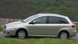 Fiat Croma 2005 - lewy bok