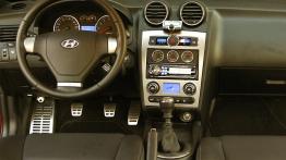 Hyundai Coupe 2007 - kokpit
