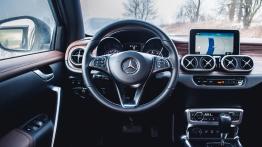 Mercedes X250d – wyprzedza konkurencję