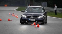 AMG Driving Academy - prędkość bezpieczna