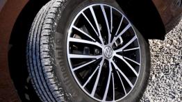 Volkswagen Touran 2.0 TDI - Solidny kawał przestrzeni