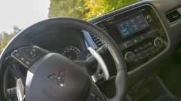 Mitsubishi Outlander - 100 razy "tak"?