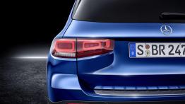 Mercedes GLB - lewy tylny reflektor - w??czony