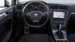 Volkswagen Golf VII Alltrack (2015) - kokpit