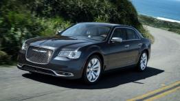 Chrysler 300C Platinum 2015 - lewy bok