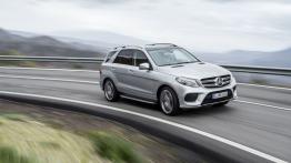 Mercedes GLE 500 e 4MATIC (W 166) 2016 - prawy bok