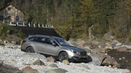 Subaru Outback 2015 2.5i - wersja europejska - prawy bok