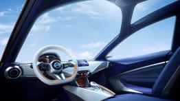 Nissan Sway Concept (2015) - widok ogólny wnętrza z przodu