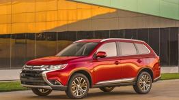 Mitsubishi Outlander III Facelifting (2016) - wersja amerykańska - lewy bok