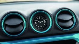 Suzuki Vitara 2015 Urban - zegarek na desce rozdzielczej