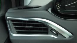 Peugeot 208 Hatchback 3d 1.6 VTI 120KM - galeria redakcyjna - nawiew