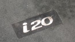 Hyundai i20 Hatchback 5d Facelifting 1.2 DOHC 85KM - galeria redakcyjna - dywaniki