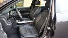 Chevrolet Malibu VII Sedan 2.4 DOHC 167KM - galeria redakcyjna - widok ogólny wnętrza z przodu