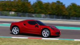 Alfa Romeo 4C (2013) - prawy bok
