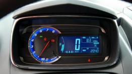 Chevrolet Trax - galeria redakcyjna - zestaw wskaźników