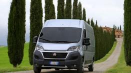 Fiat Ducato III Facelifting Furgon (2014) - widok z przodu
