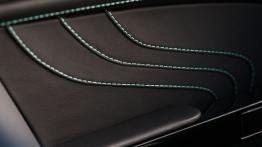 Aston Martin V8 Vantage S Volante - drzwi pasażera od wewnątrz