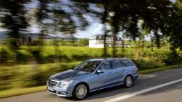 Mercedes E 350 CDI 4MATIC W212 kombi - lewy bok