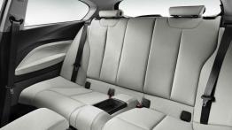 BMW serii 1 F20 - wersja 3-drzwiowa - tylna kanapa