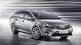 Toyota Avensis III kombi Facelifting - widok z przodu