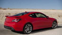 Hyundai Genesis Coupe Facelifting - widok z tyłu