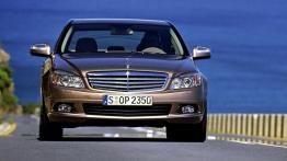 Mercedes Klasa C 2007 - widok z przodu
