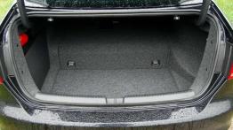 Volkswagen Jetta Hybrid - ekologicznie i ... szybko ?