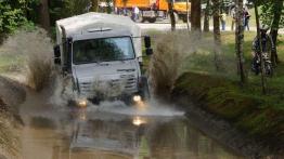 Gdzie diabeł nie może tam ... Unimoga pośle