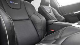 Volvo XC60 T6 AWD R-Design - niepozorny zawodnik, ze Szwecji