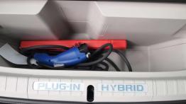 Zmusza do przemyśleń - Toyota Prius Plug-in Hybrid