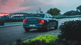 Volvo S90 T6 AWD - luksus po skandynawsku