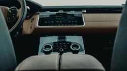 Range Rover Velar 3.0 SD6 275 KM - galeria redakcyjna - widok ogólny wn?trza z przodu