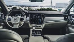 Volvo S90 2.0 T8 Twin Engine 391 KM - galeria redakcyjna - widok ogólny wn?trza z przodu