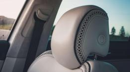 Skoda Superb Atelier - galeria redakcyjna - fotel pasażera, widok z przodu