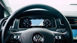 Volkswagen Golf Alltrack 2.0 TDI 184 KM - galeria redakcyjna (2) - kierownica