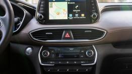 Hyundai Santa Fe 2.0 CRDI 185 KM - galeria redakcyjna - inny element panelu przedniego