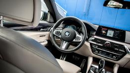 BMW 640i GT - galeria redakcyjna - pełny panel przedni