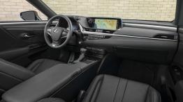 Lexus ES F Sport (2018)