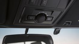 Toyota Tacoma II Facelifting TRD Off-Road Access Cab (2016) - panel sterowania w podsufitce
