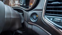 Jeep Grand Cherokee IV Facelifting - galeria redakcyjna (2) - przycisk do uruchamiania silnika
