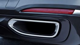 BMW serii 7 G12 750Li xDrive (2016) - rura wydechowa