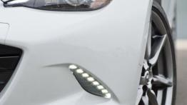 Mazda MX-5 IV White (2015) - przód - inne ujęcie