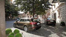 Ford Vignale Mondeo Kombi (2015) - widok z tyłu
