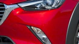 Mazda CX-3 SKYACTIV-G AWD (2015) - lewy przedni reflektor - wyłączony