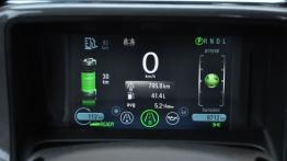 Opel Ampera Hatchback 5d Elektryczny 150KM - galeria redakcyjna - komputer pokładowy